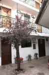 Lechugal Guest House Отели в г. 