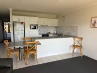 Merimbula Lake Apartments - شاطئ