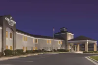 Country Inn & Suites by Radisson, Dunn I-95 - Pet friendly
