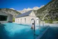 Balneario del Quiñón - piscina