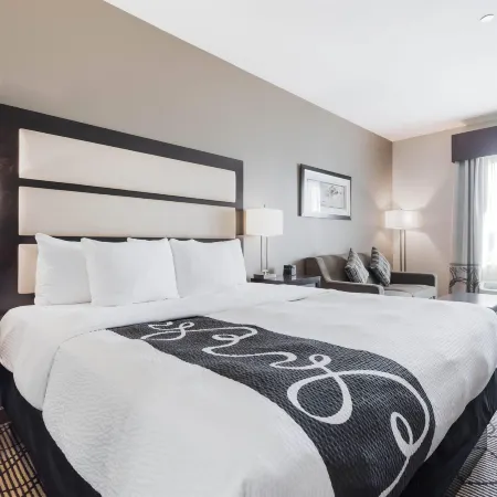 La Quinta Inn & Suites by Wyndham Auburn