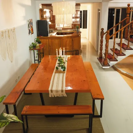 Raizen Hostel Отели в г. Доскебрадас