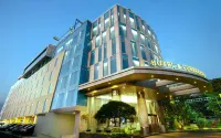 Platinum Adisucipto Hotel & Conference Center