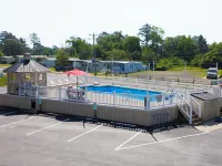 Chincoteague Inn - Rooftop Pools