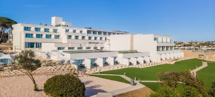 Wyndham Grand Carvoeiro Algarve Hotels in Lagoa