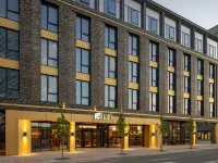Aloft by Marriott Belfast Titanic Quarter Hotels near قلعة بلفاست