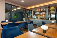 Waveboard Hotel & Boardinghouse - breakfast