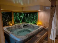Mountain Forest Manor Hotels in Towns County