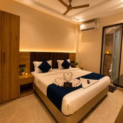 Shree Hari Villa Hotels near محطة تقاطع فاراناسي للسكك الحديدية