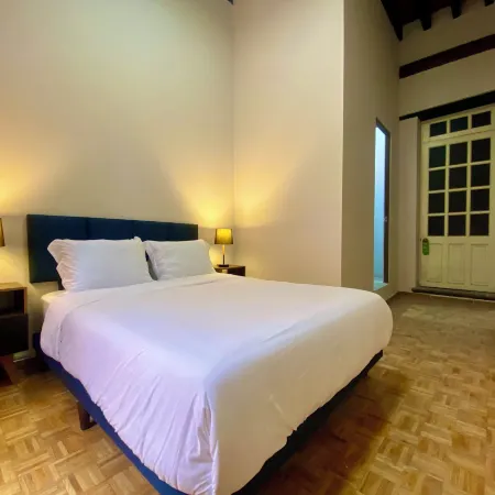 Casa Regina CDMX Отели рядом с достопримечательностью «Парк Аламеда-Сентраль»