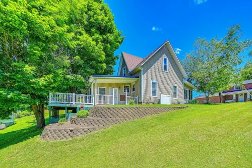'The Shady Cottage' < 1 Mi to Downtown Millersburg - WiFi