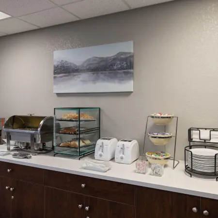 Travelodge Suites by Wyndham Estevan