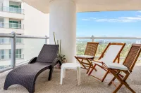 Luxury Beachfront Oasis Pools Ocean View - Apartemen