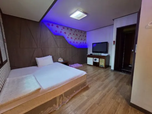 Hapcheon Ocean Motel - 2-Star