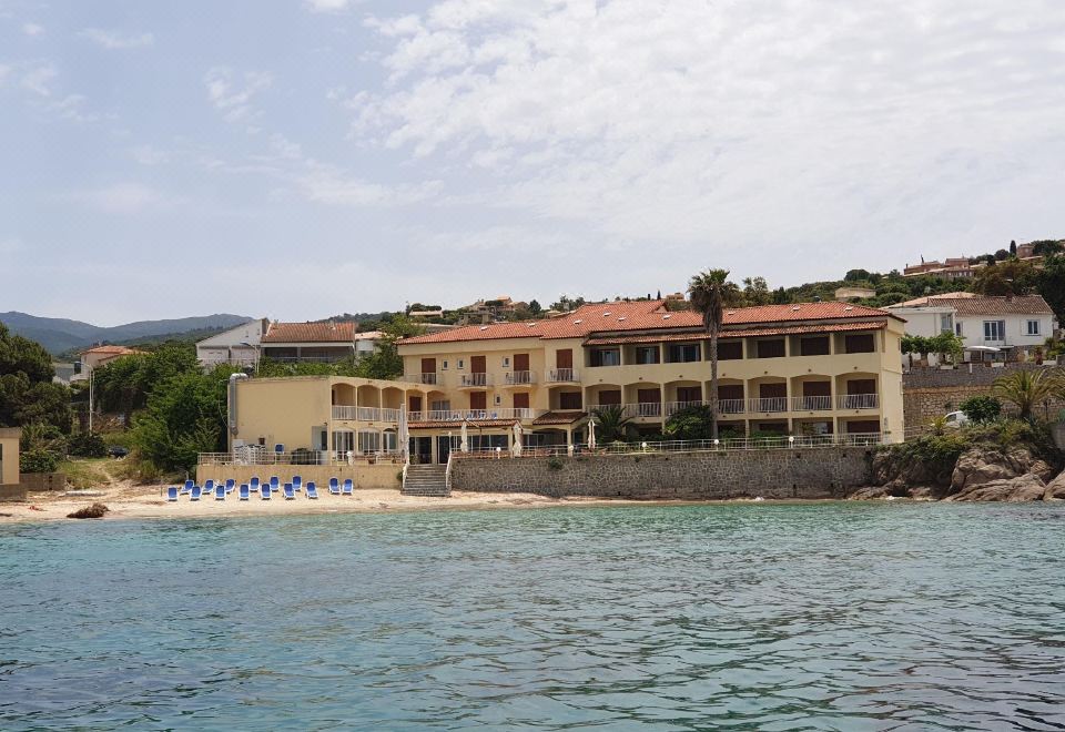 Hôtel U Paradisu - Housity