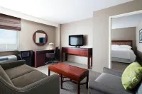 Sheraton Pittsburgh Airport Hotel - 4-Star