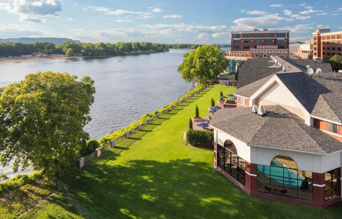 Courtyard la Crosse Downtown/Mississippi Riverfront