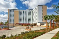 Fairfield Inn by Marriott Inn & Suites Anaheim Theme Park/Convention Area - breakfast