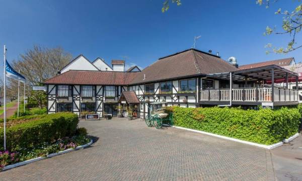 The Surrey Hotel