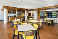 Fairfield Inn & Suites Rome - parking
