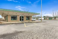 OYO Hotel North Lima Oh - Boardman - parking