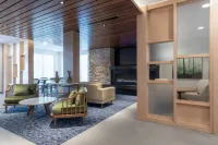 Fairfield Inn & Suites Revelstoke - parking