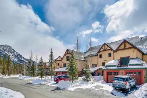 Red Hawk, A Vail Resorts Property - parking
