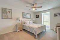 < Half-mi to Fort Clinch Beach! Condo w/ Balcony - de playa