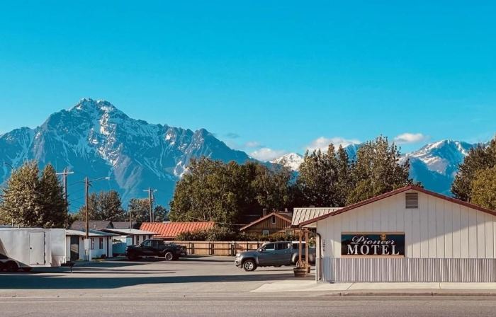 The Pioneer Motel