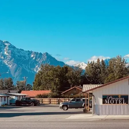 The Pioneer Motel