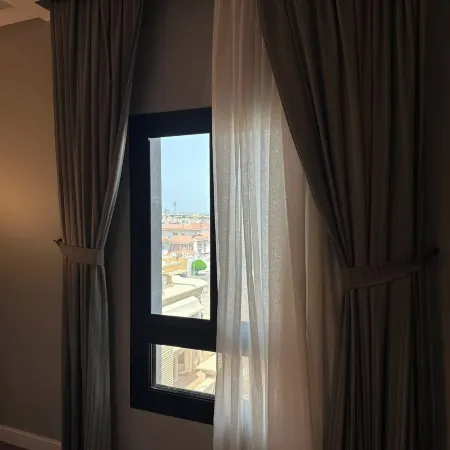 Loren Suites Corniche