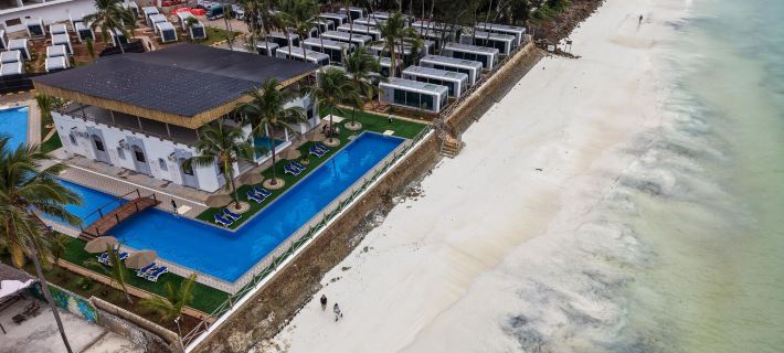 Sea Side Resort Hotels in Kusini
