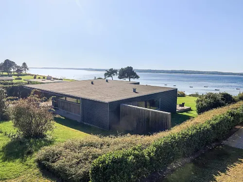 8 Person Holiday Home in Ølsted-by Traum - 홈스테이