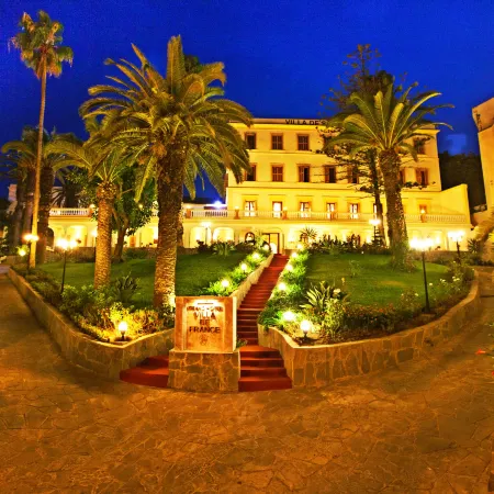 Grand Hotel Villa de France