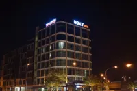 Roxy Hotel & Apartments