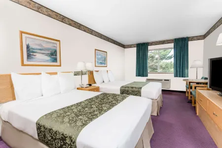 Days Inn by Wyndham Ocean Shores Отели в г. Ойеут-Хоганс Корнер