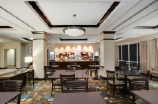 Holiday Inn Express & Suites FT MYERS EAST- THE FORUM by IHG Hotels in Fort Myers