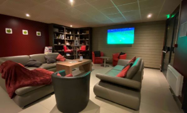 Kyriad Meaux Sud - Nanteuil les Meaux