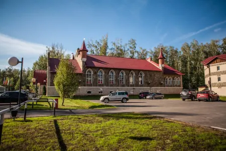 Джунгли, Загородный Клуб Айвенго Отели в г. Подольский район