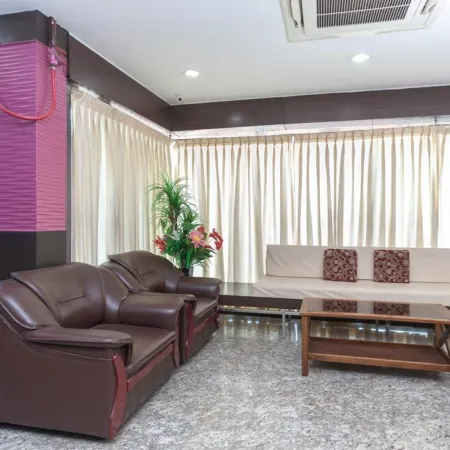 Hotel Sumi Palace