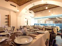 Capital Hotel Garni Hotels near Splavovi