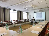 Novotel Nice Aéroport Cap 3000 Hotels in Сен-Лоран-дю-Вар