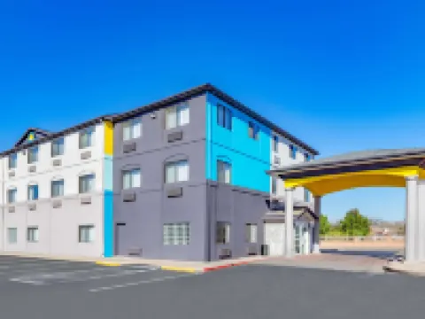 Days Inn by Wyndham Bernalillo Hotels in Bernalillo