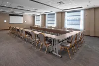 Four Points by Sheraton Edmonton West