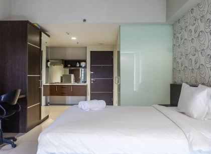 Classic Modern Studio Room Apartment at the Square Surabaya