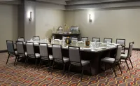 Embassy Suites by Hilton Dulles Airport - 3-Star