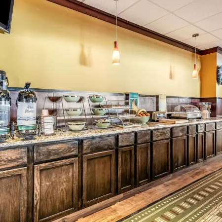 Quality Inn & Suites