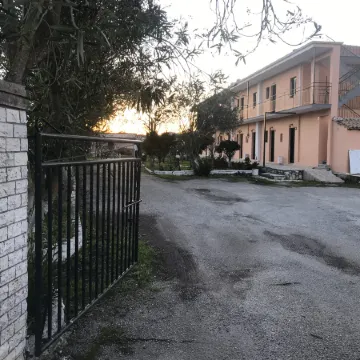 Banos Apartment 2 Bed Rooms and Swimming Pool