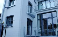 Guesthouse PPP Hotel a 