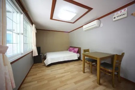 Jinan Cheonsang Demi Pension Отели в г. Чинан